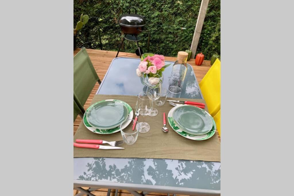 Charmant Chalet Avec Une Grande Terrasse Au Pyla La Teste-de-Buch Exterior photo